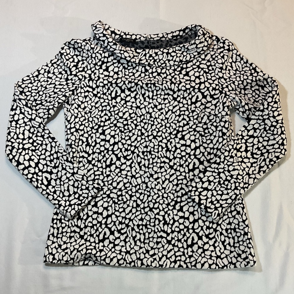 Talbots Petite Black/White Pattern Long Sleeve Blouse Loose Turtleneck, Size P